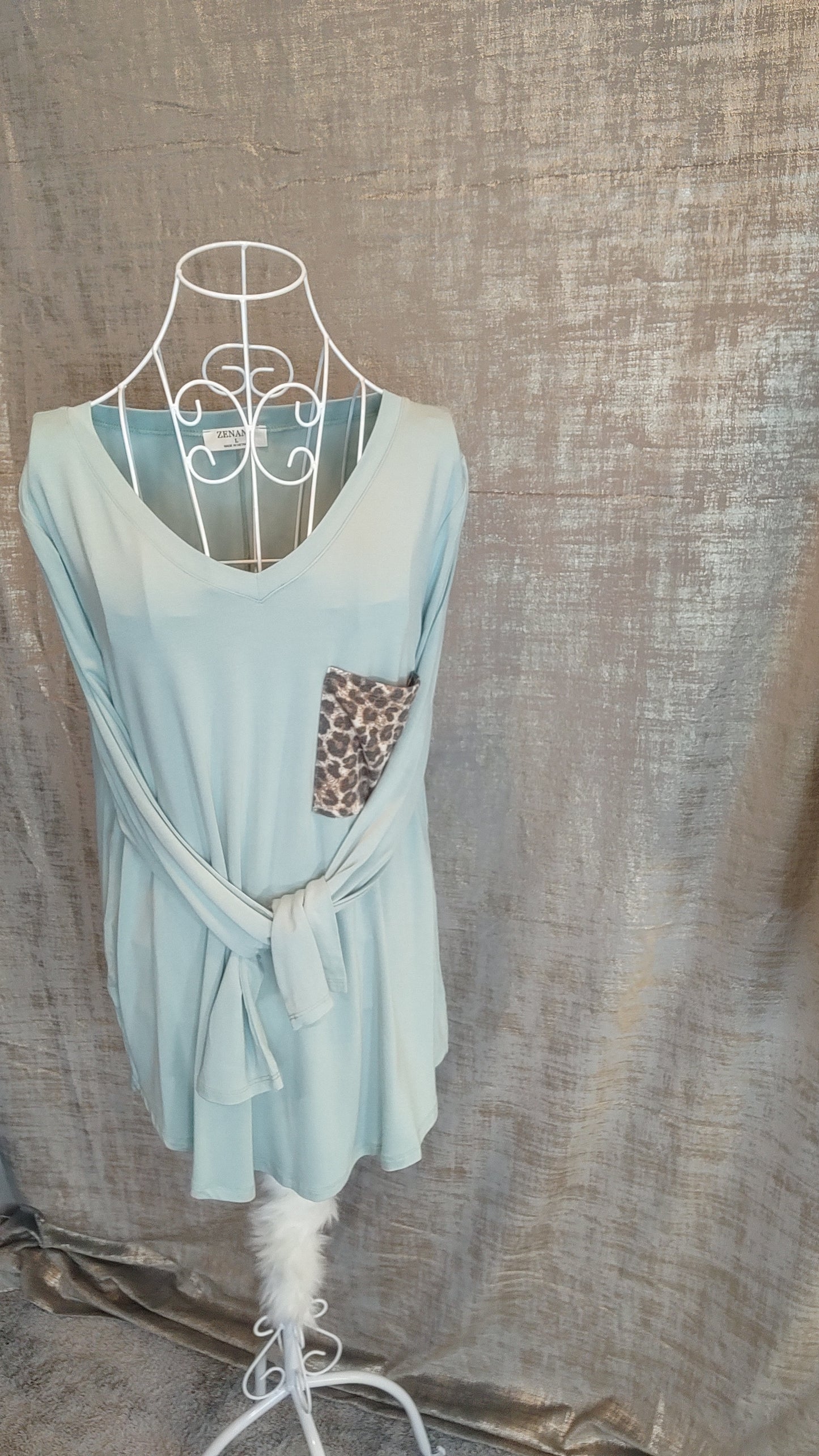 Zenana Luxe Perfect LS Leopard Pocket Tee- S-XL