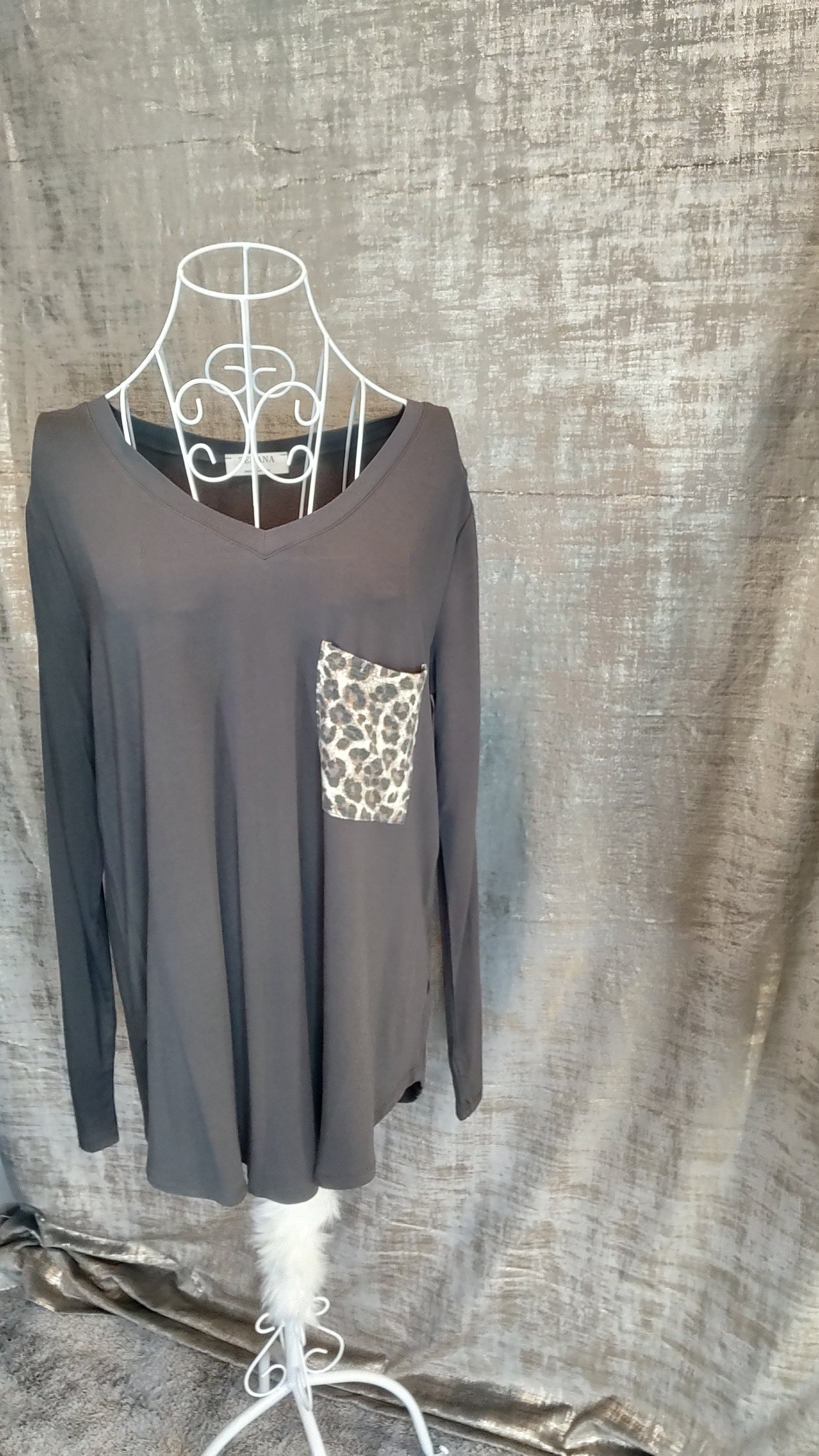 Zenana Luxe Perfect LS Leopard Pocket Tee- S-XL